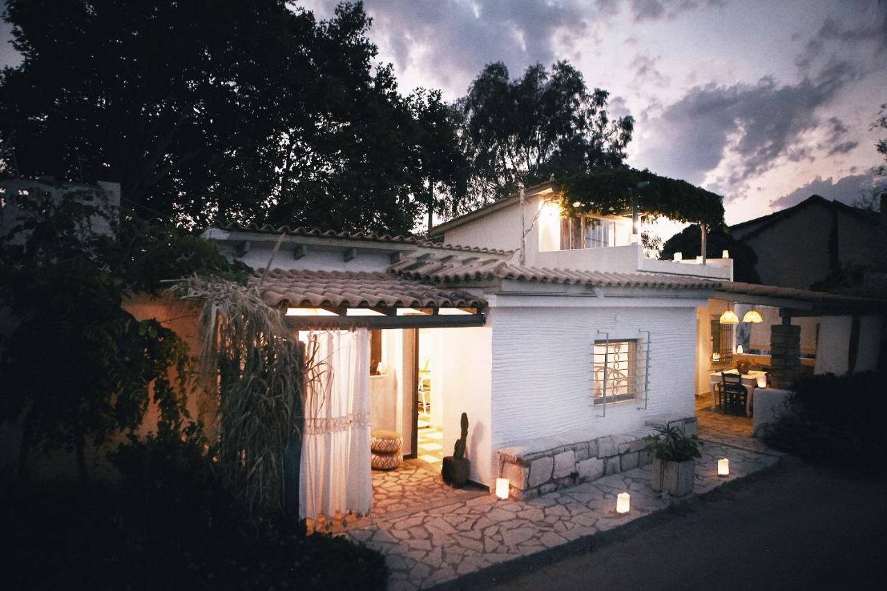 The Artist'S Farm Villa Dhiyeliotika Exterior photo